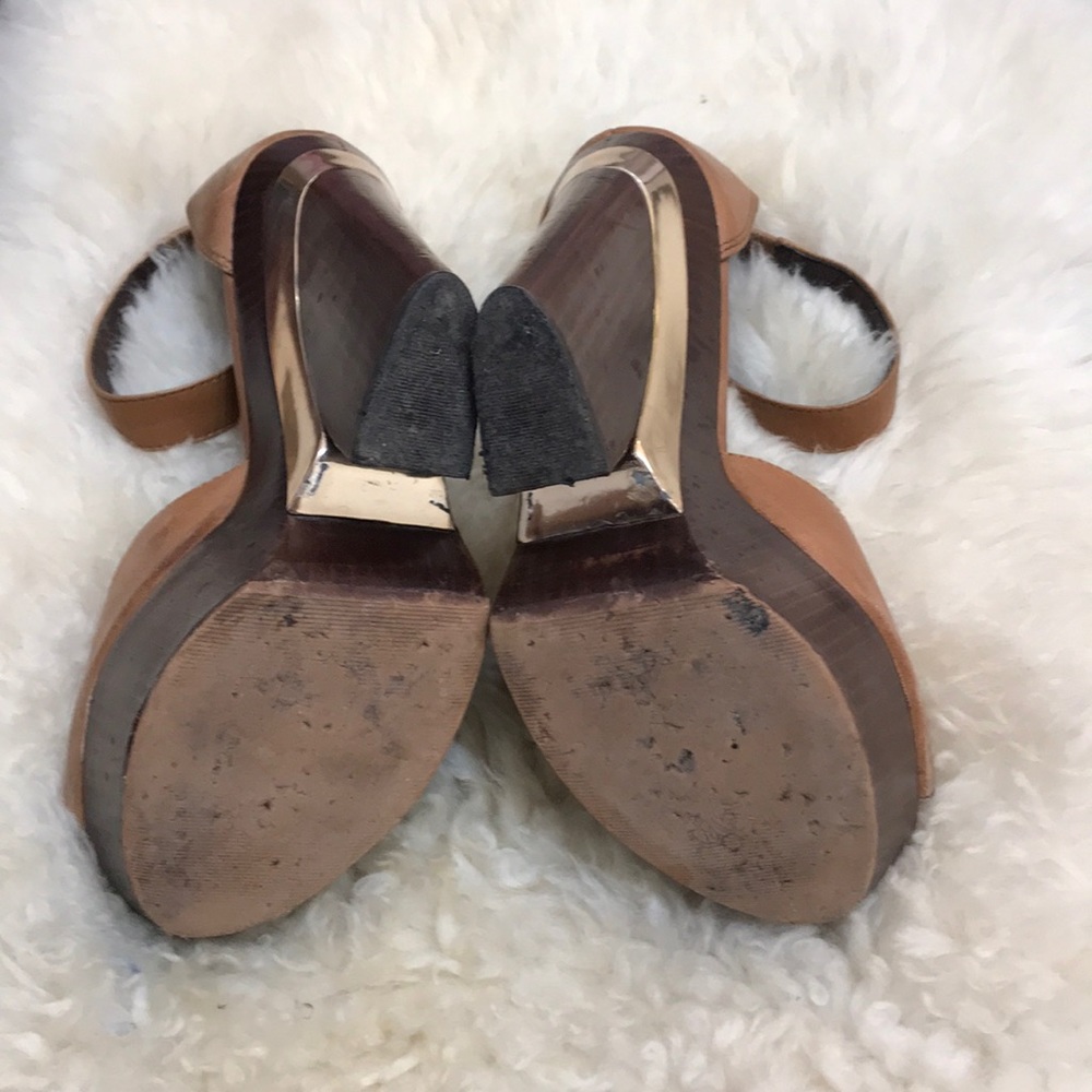 Leather Vince Camuto platform wedge heels - Picture 4 of 9